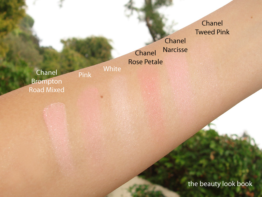 Chanel Poudre Tissée in Brompton Road, Joues Contraste in Narcisse